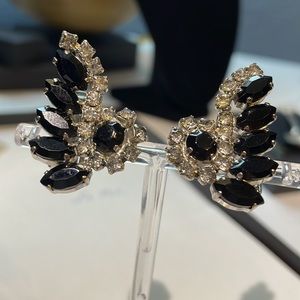 Vintage La Rel Black & Clear Rhinestone Clip Earrings